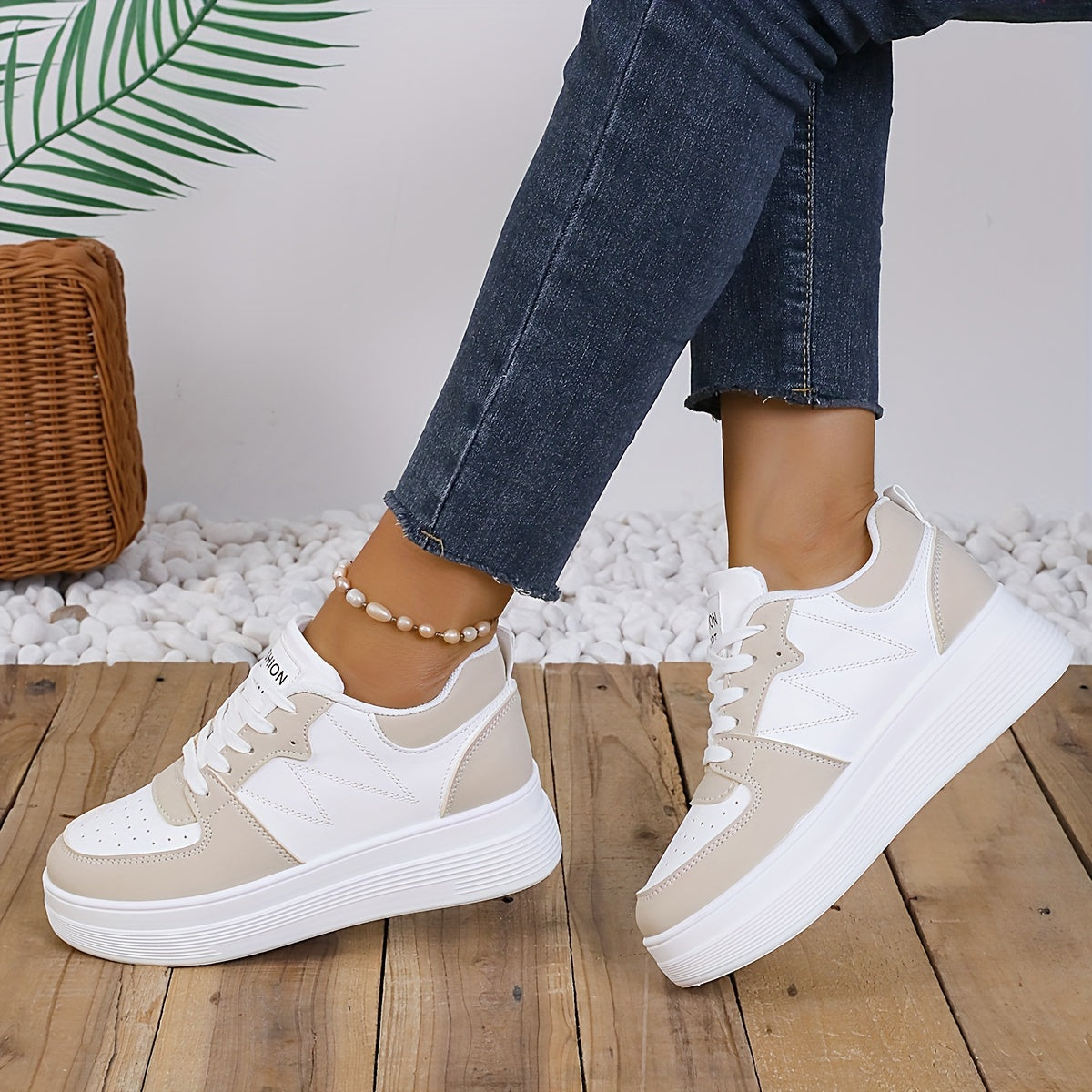 Chloé | Elegant Sneakers with Platform
