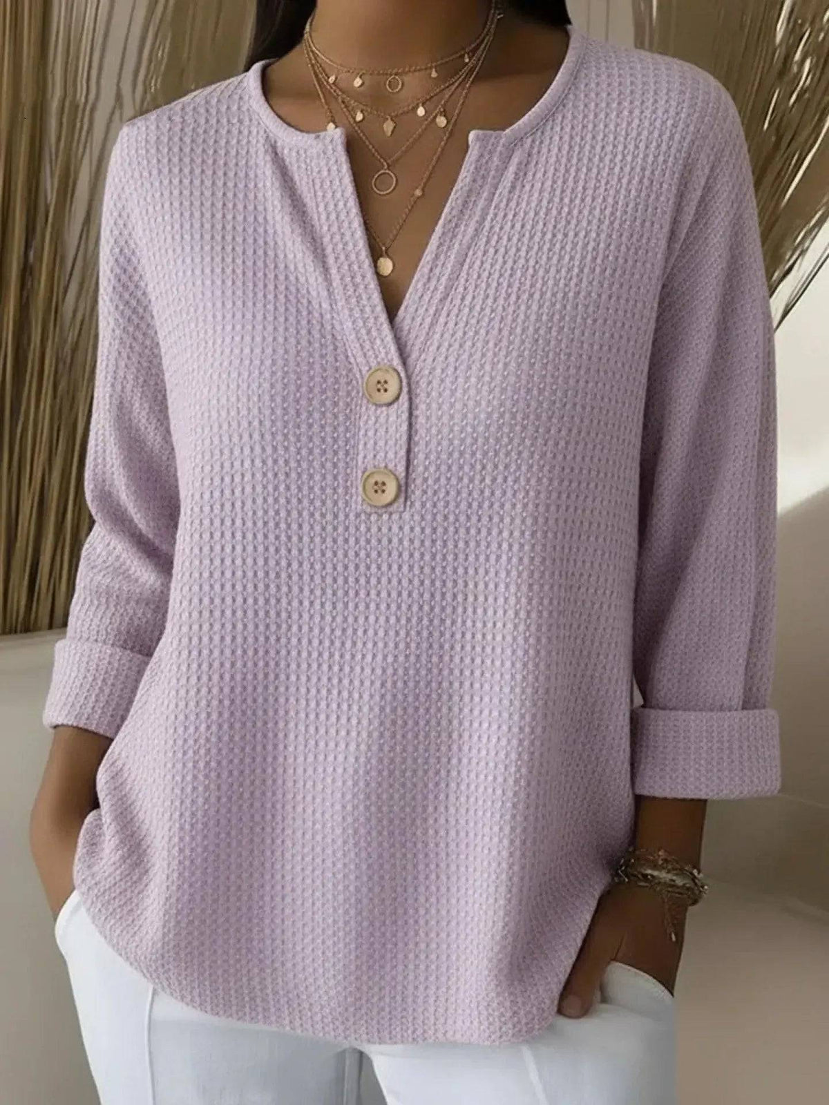 Lucía | Playera Henley Gofrada con Botones Lara valenti