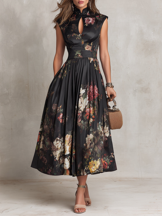 Vestido midi de satén plisado con escote de ojo de cerradura negro
