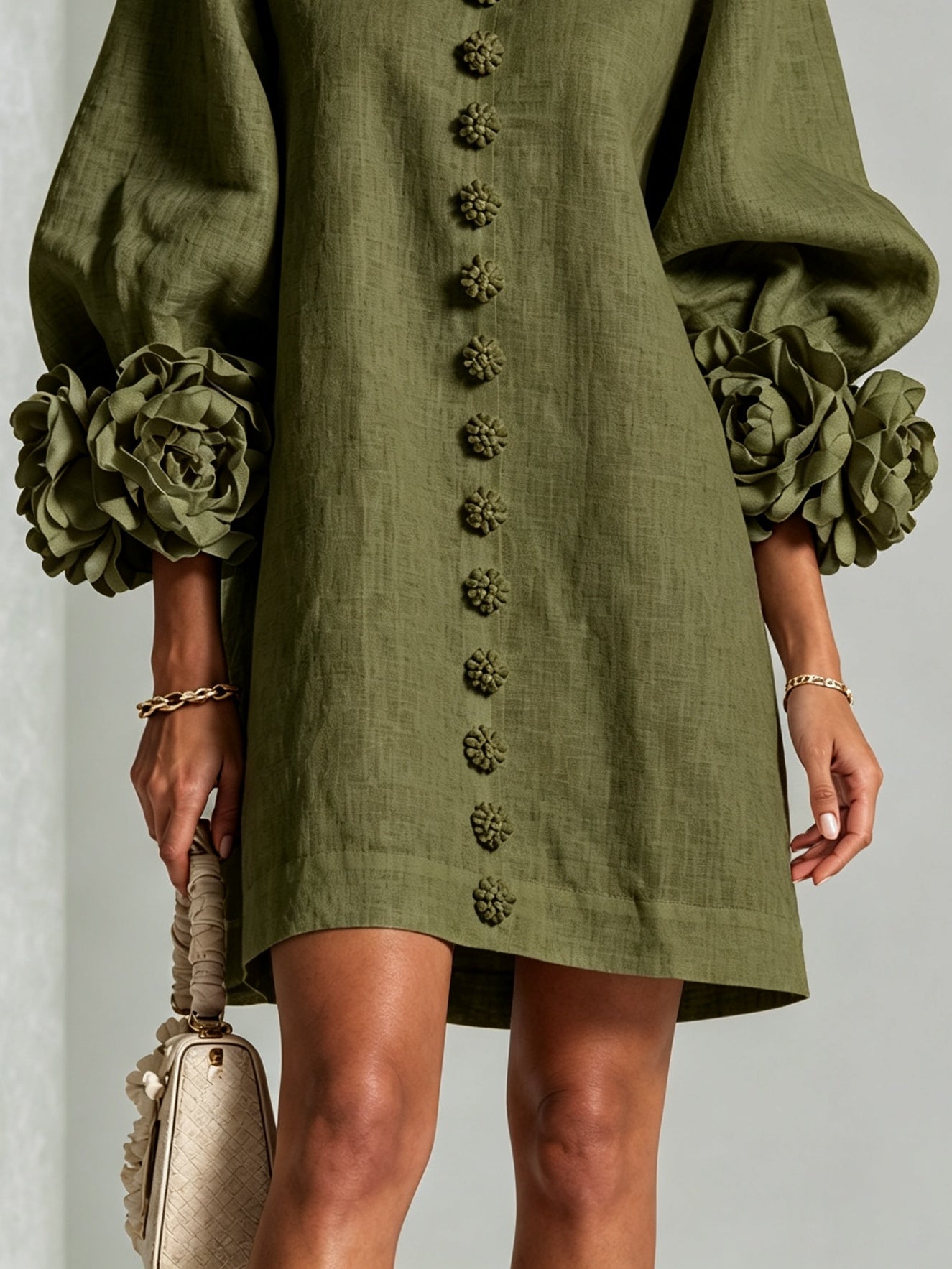 Vestido Mini Camisero Floral Verde Oliva con Puños Florales