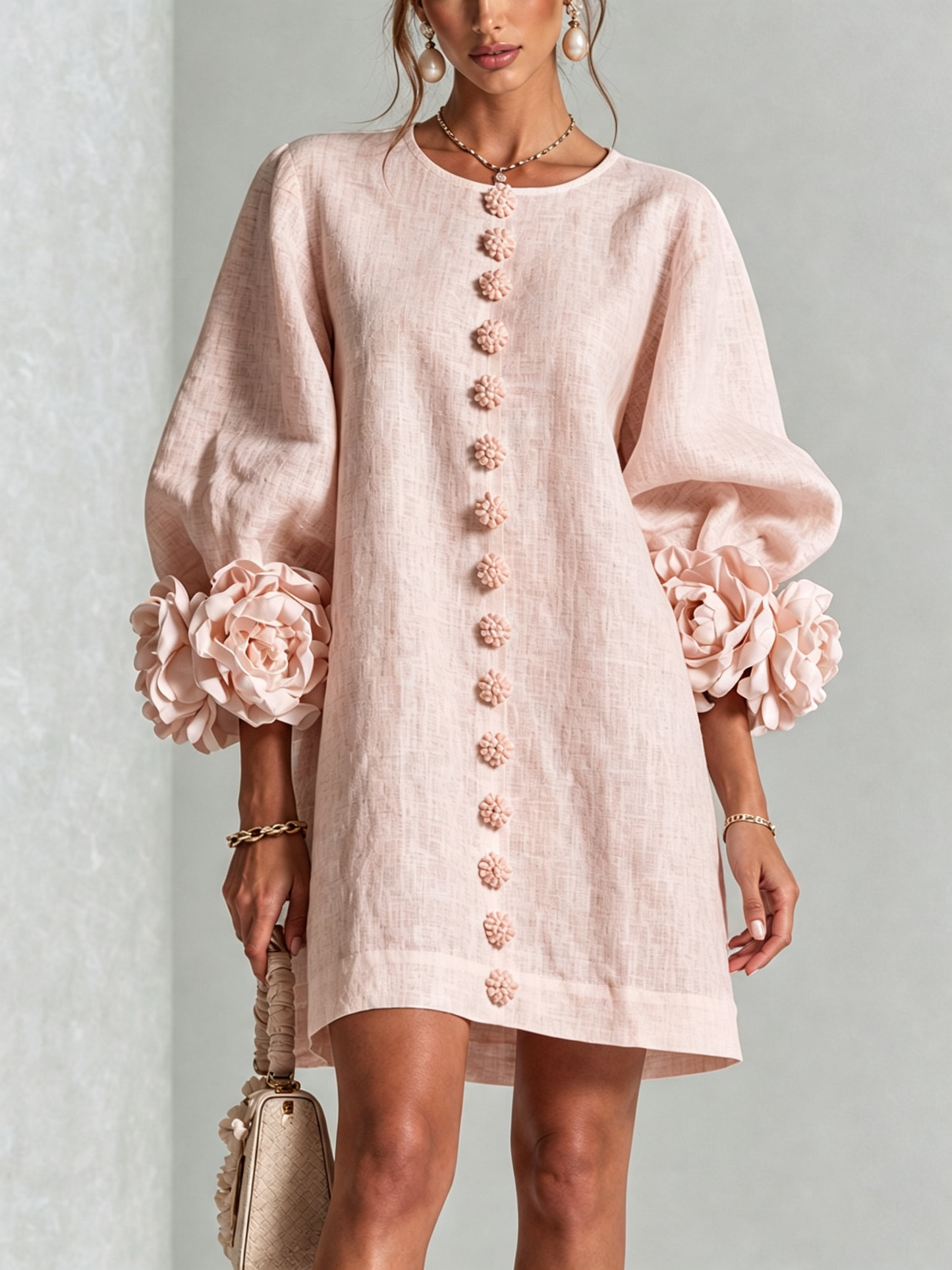 Vestido Mini Blanco con Botones y Mangas Florales