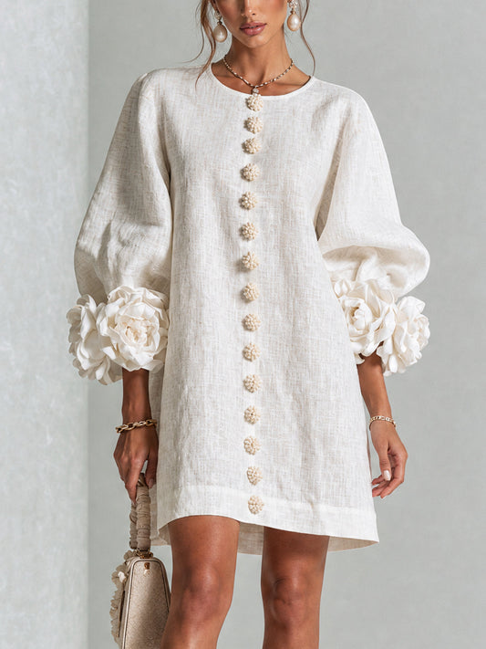 Vestido Mini Blanco con Botones y Mangas Florales
