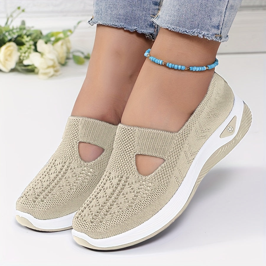 Easy-to-wear sports shoes, stable comfort