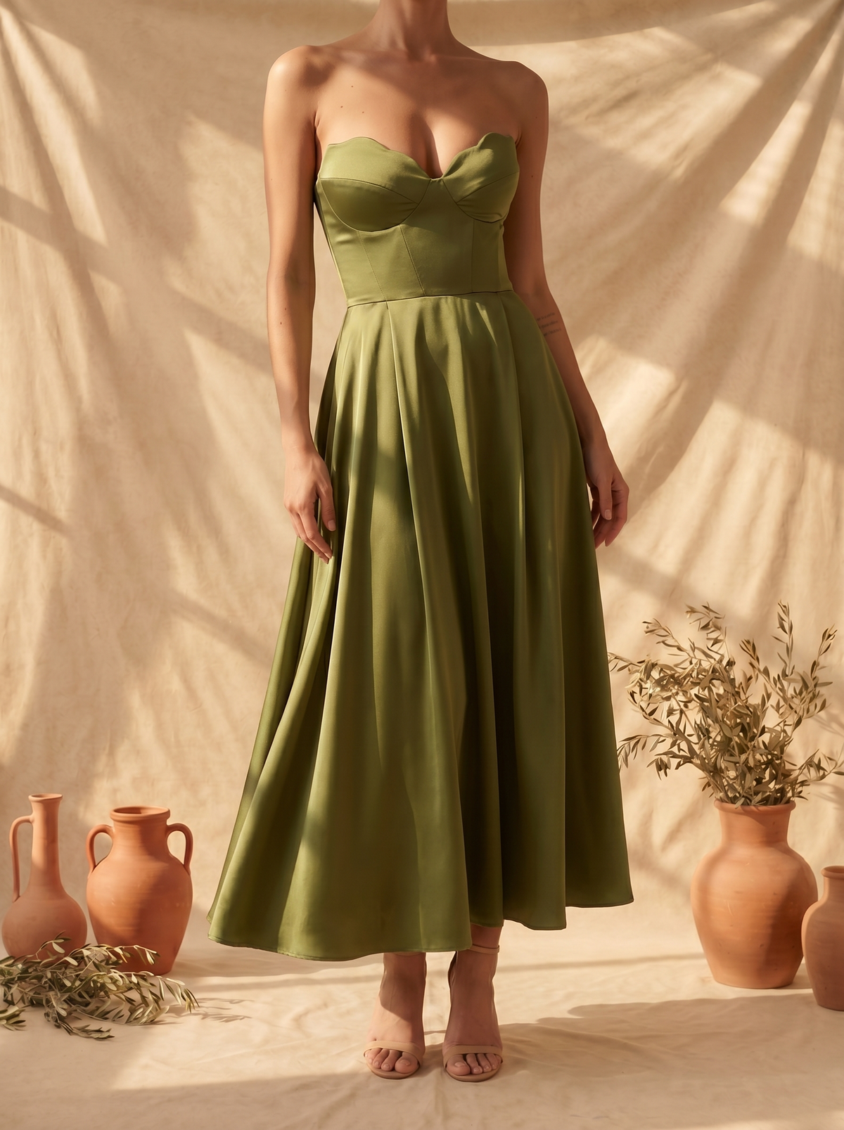 Liora | Vestido Midi Elegante Strapless