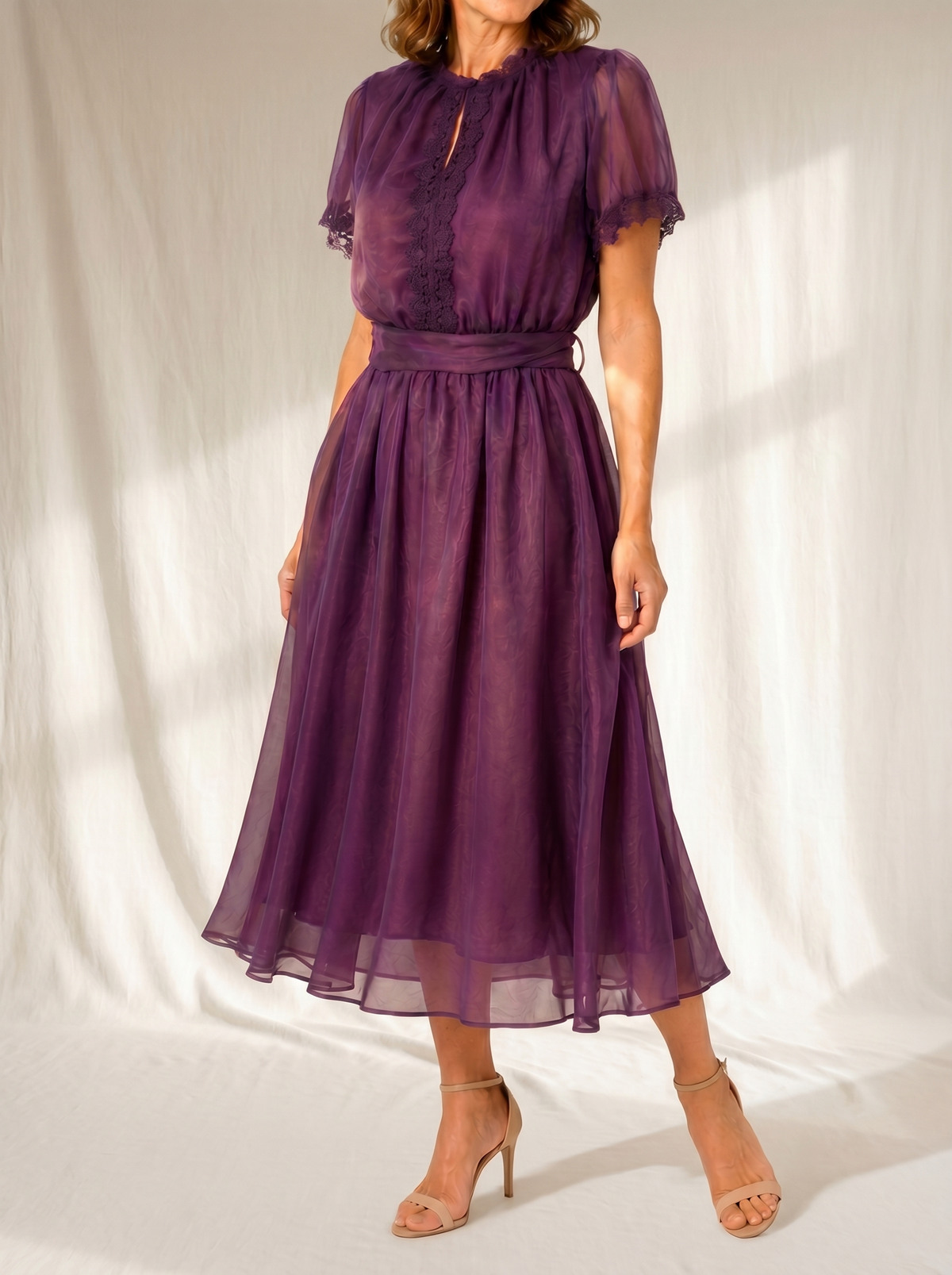 Florence | Vestido Largo con Escote Corazón y Encaje de Chifón